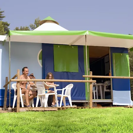 Feriested Village Canapai