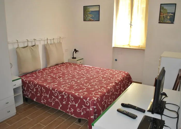 坎纳俳野营村酒店 度假村 3*